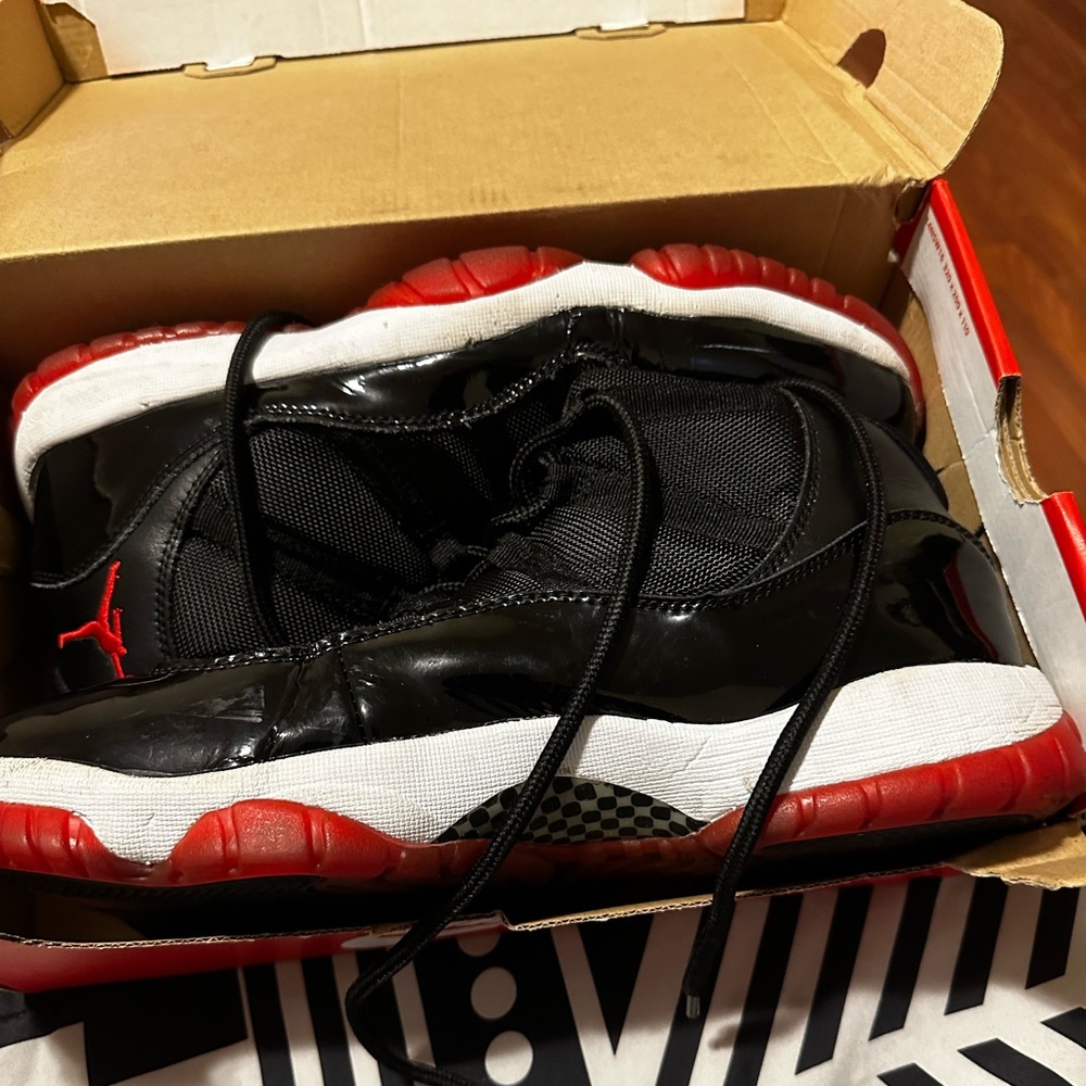 Jordan bred 11’s